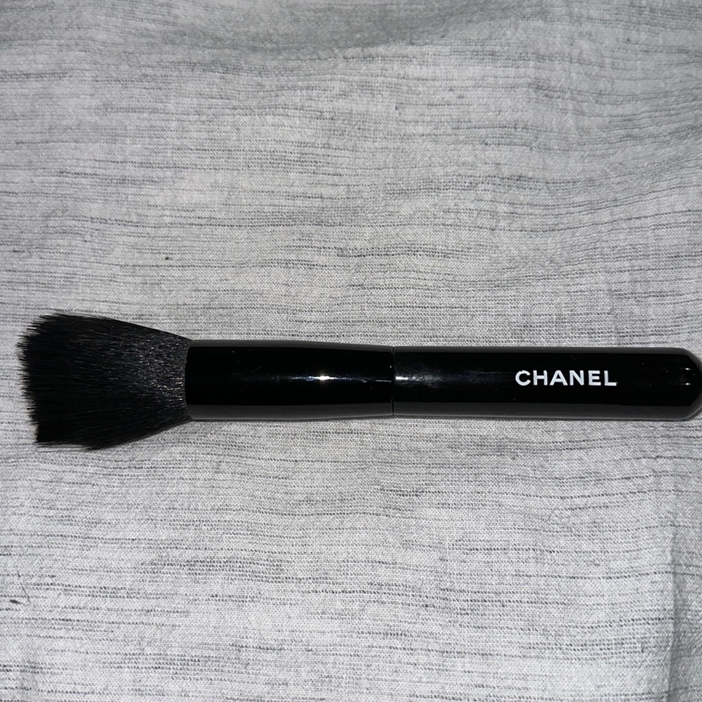 Chanel Makeup Brush